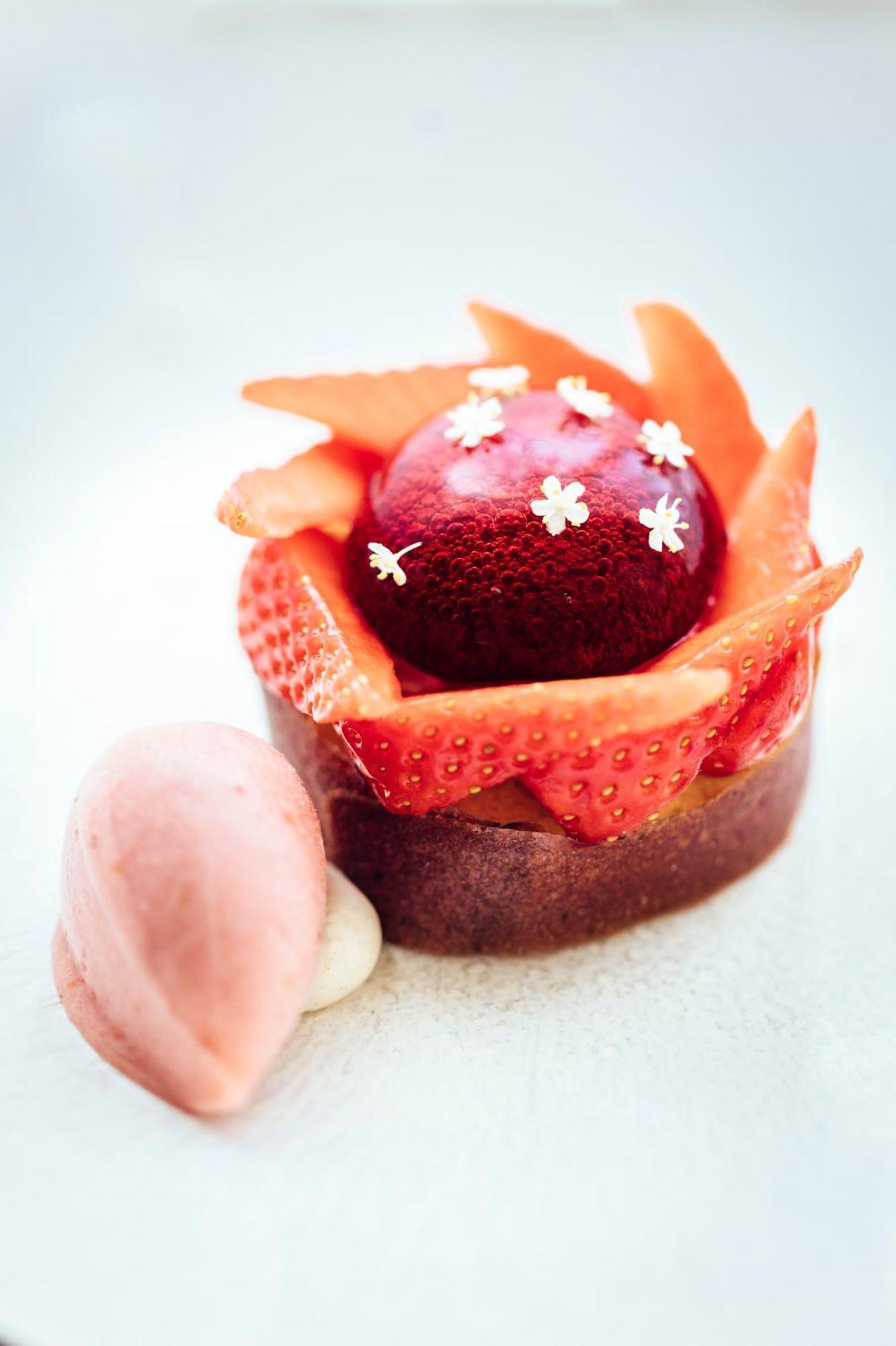 Le Carre D'Alethius Logis Hotel Restaurant Charmes-sur-Rhone Экстерьер фото
